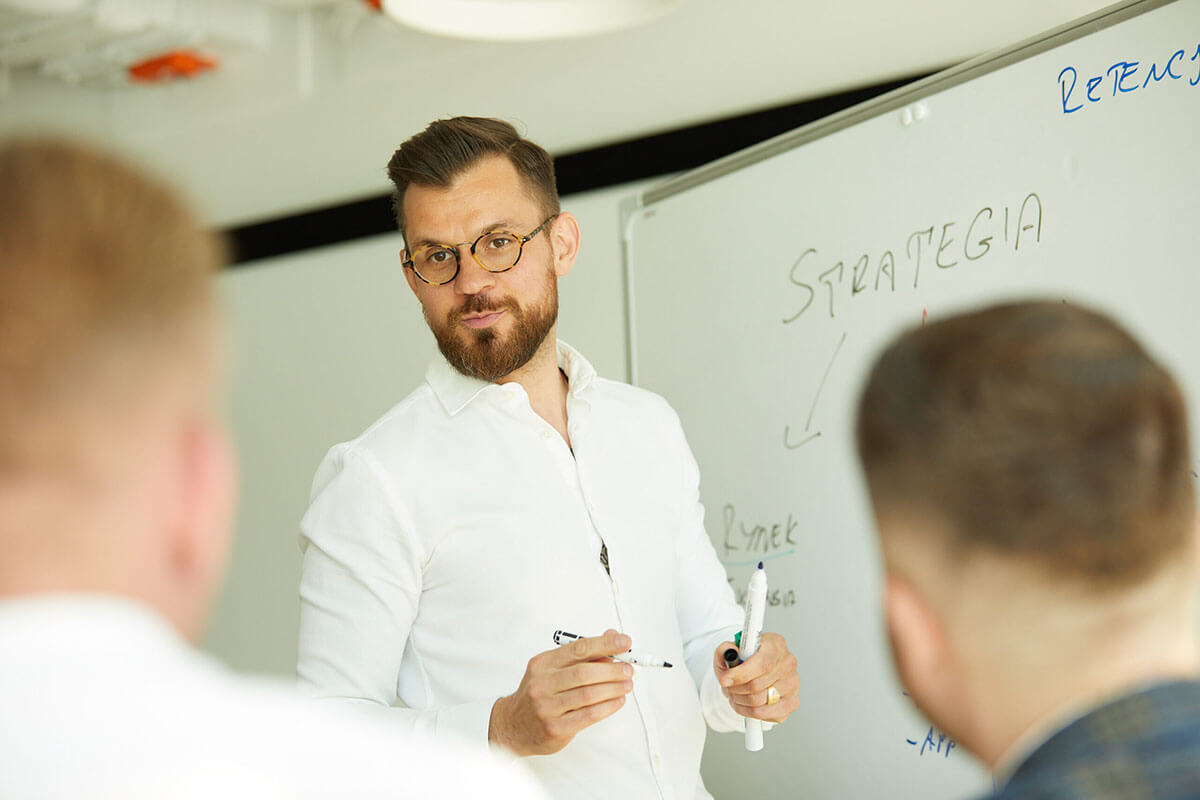 Rafał Bartoszewicz - Strategie i doradztwo marketingowe